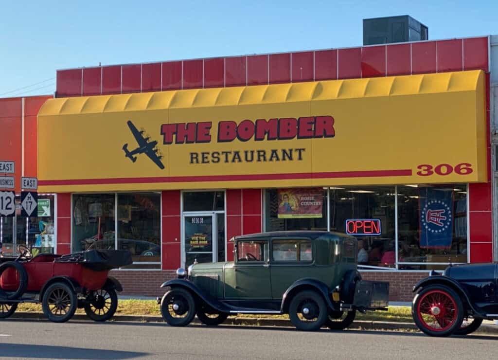 The 8 best themed restaurants in Michigan