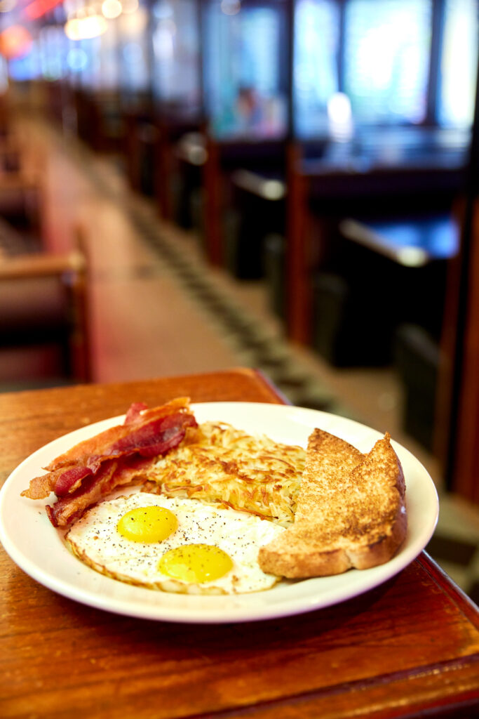 Set off for classic comfort food at these 8 diners in Iowa
