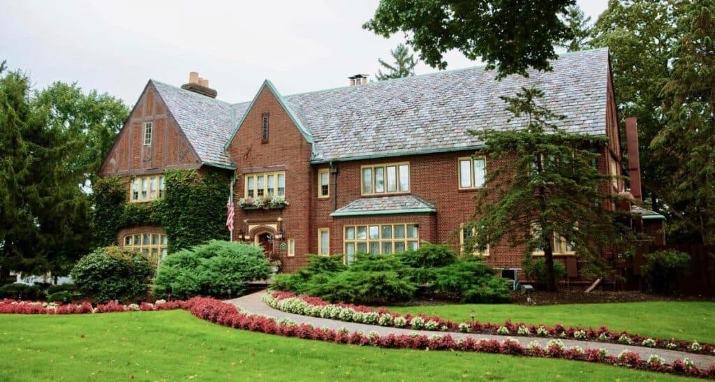 Date night: 6 of the most romantic restaurants in Lansing