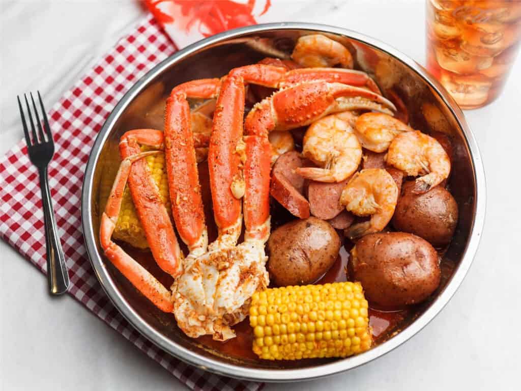 seafood boil dish