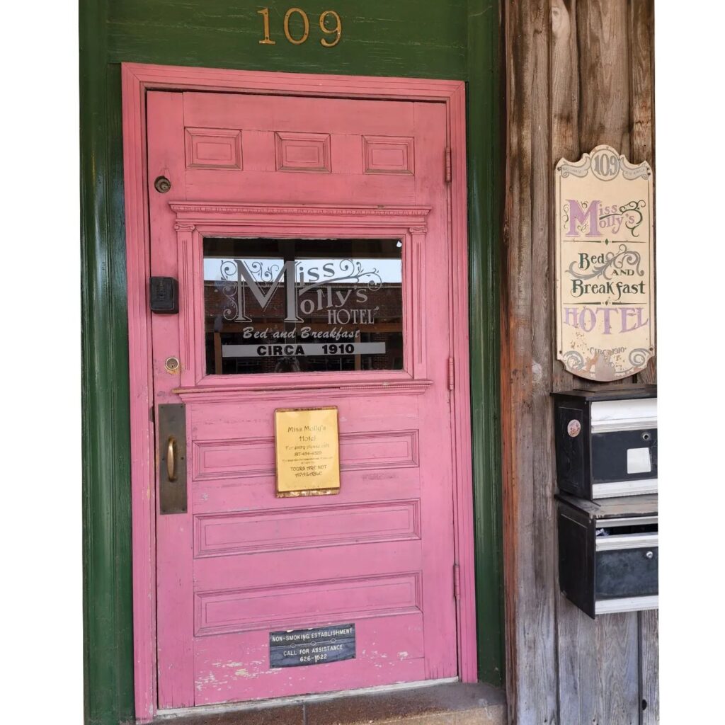 pink front door to Miss Molly's