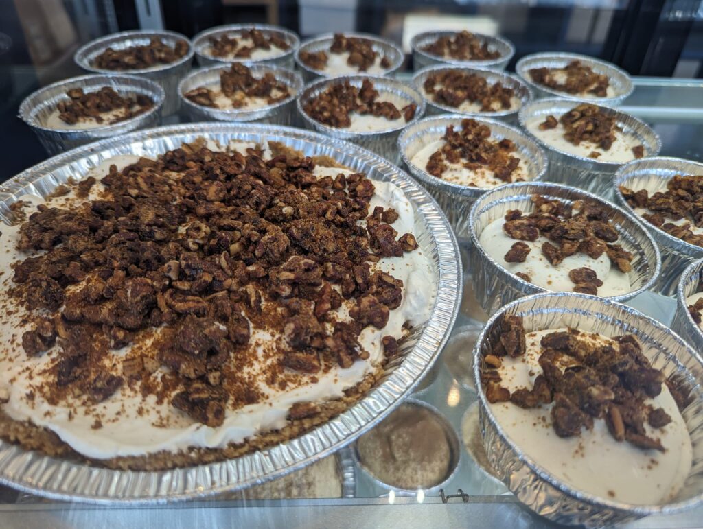 maple pecan cream pies