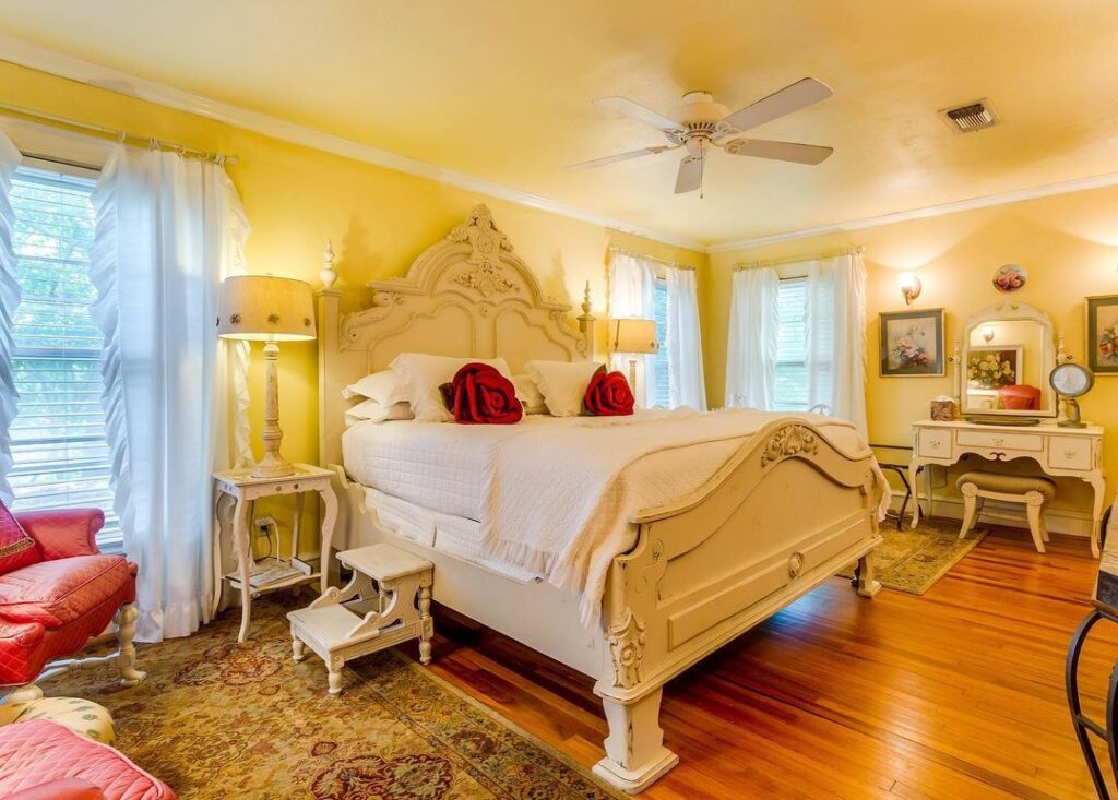 rose-themed B&B room