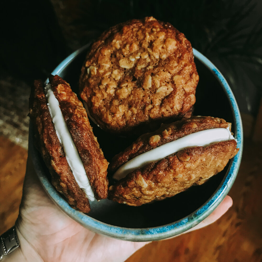 oatmeal cream pies
