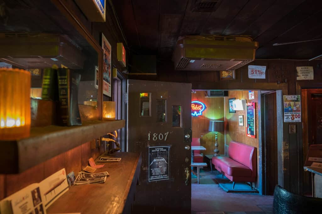 Cold beers & character: The 12 best dive bars in Dallas