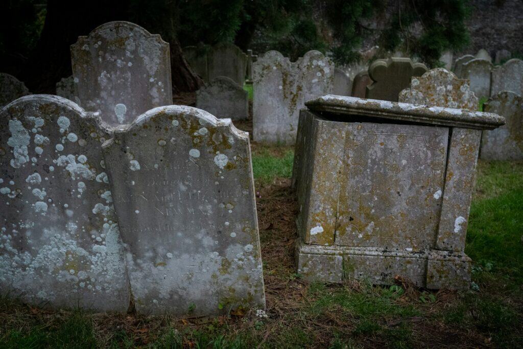 7 haunted cemeteries in Michigan that are delightfully creepy 