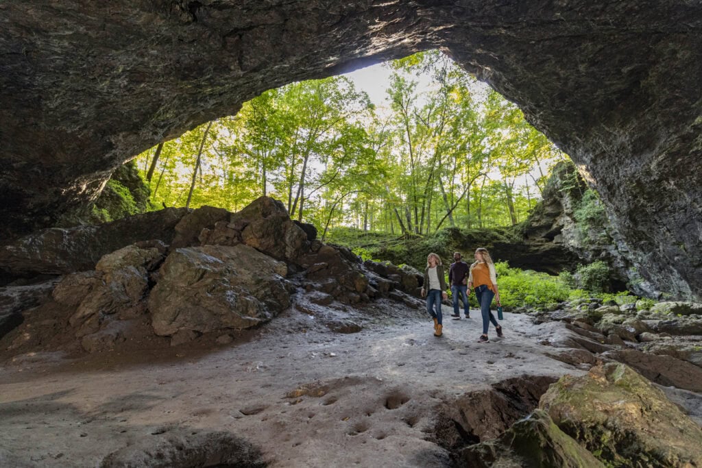 12 low-cost, family-friendly activities in Iowa