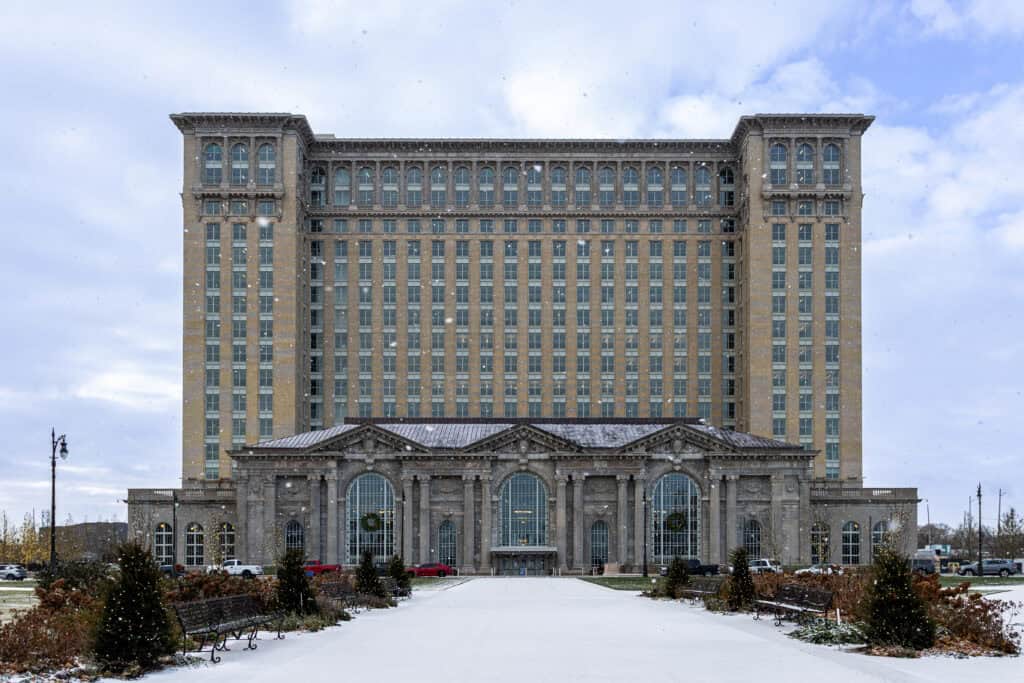 Make merry at the 12 best winter festivals in Michigan