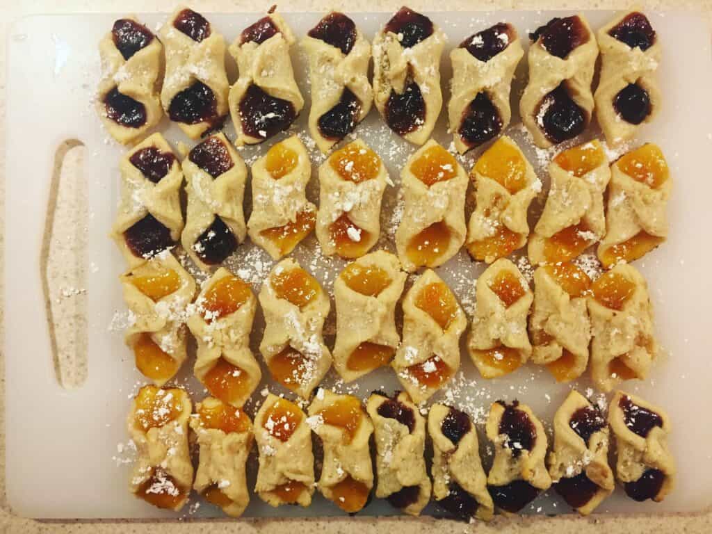 12 traditional Pennsylvania Christmas dishes & drinks