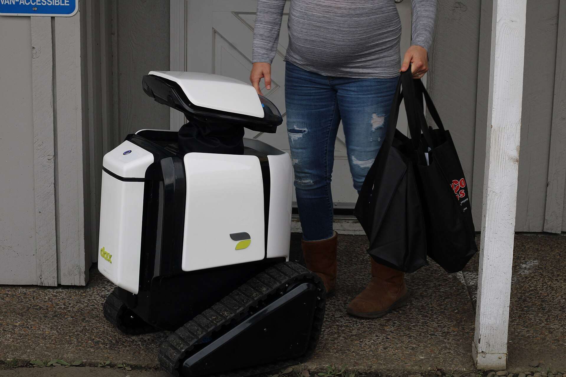 Sidewalk-mapping robots help Burleson build a blueprint for ADA accessibility