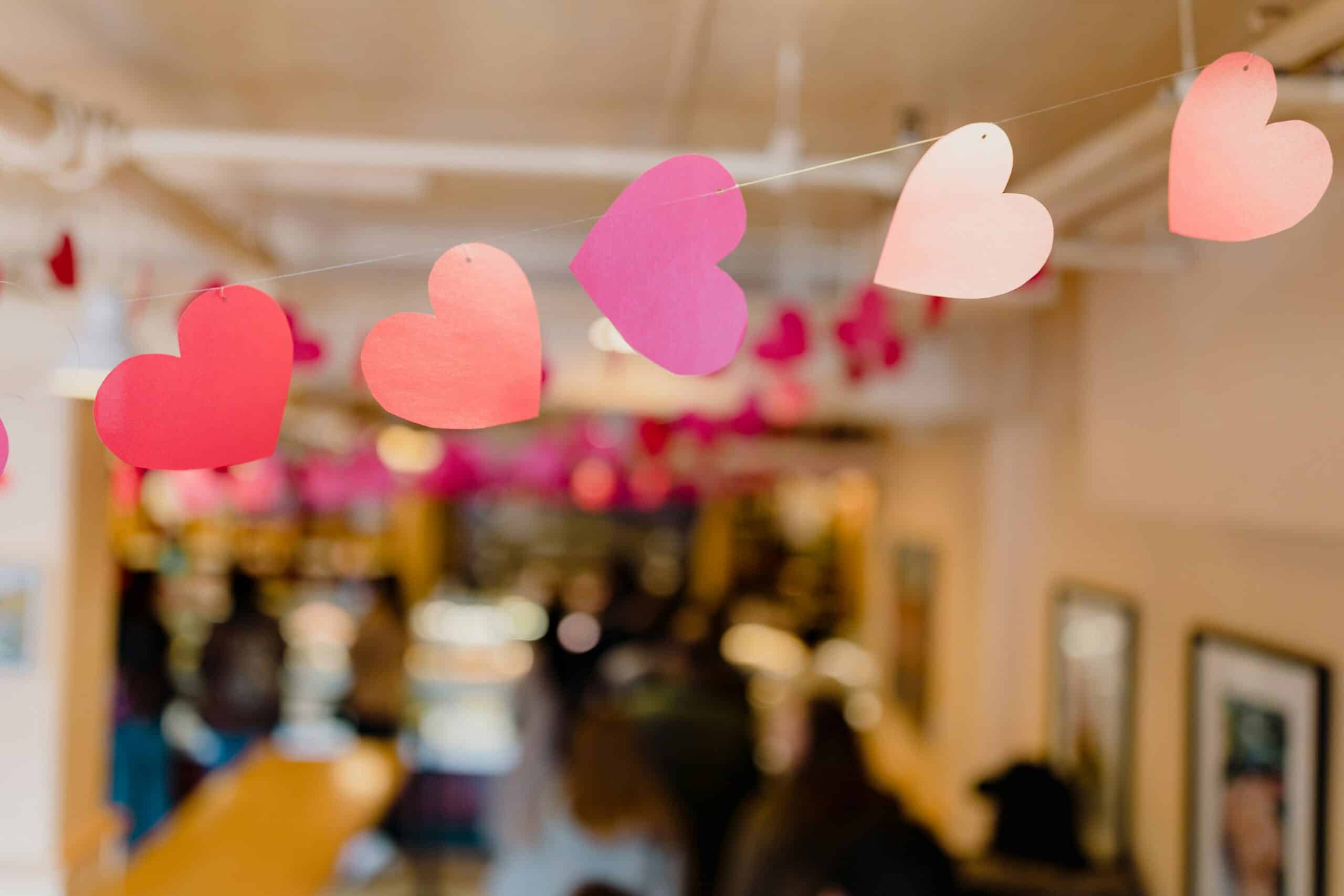 30+ Valentine’s Day events in Nevada, from a Shrek Rave to hot air balloon elopements
