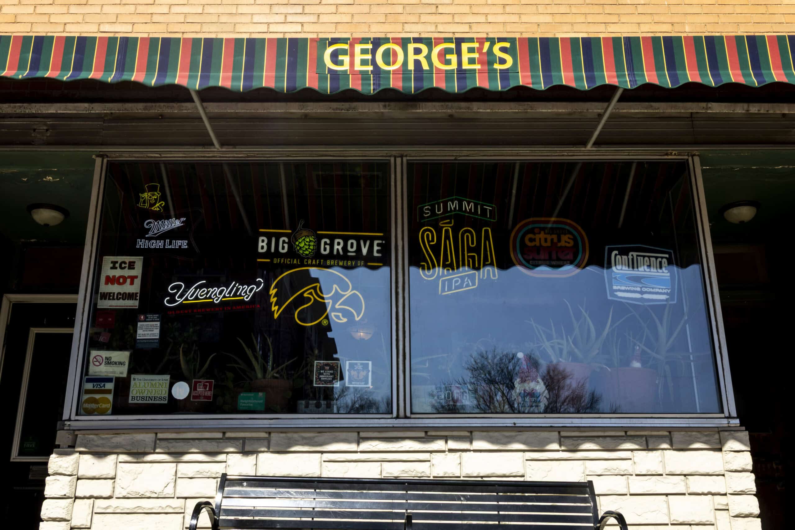 The 8 oldest bars in Iowa