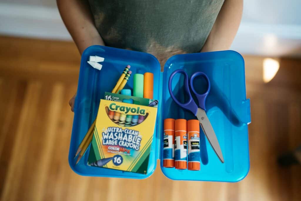 Thousands of North Texas families eye school voucher program amid deadline extension