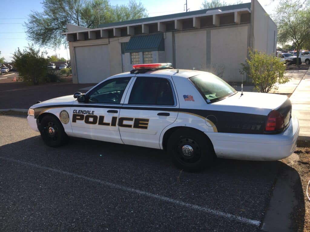 %E%%A Glendale Police Department   Crown Vic %E%%A x
