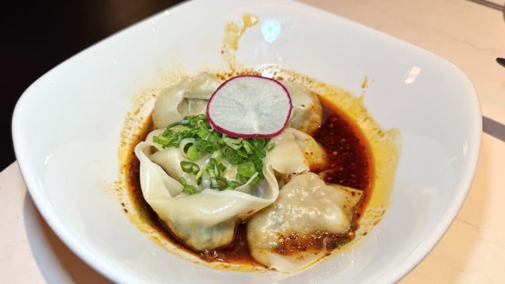 Spicy chicken wontons x