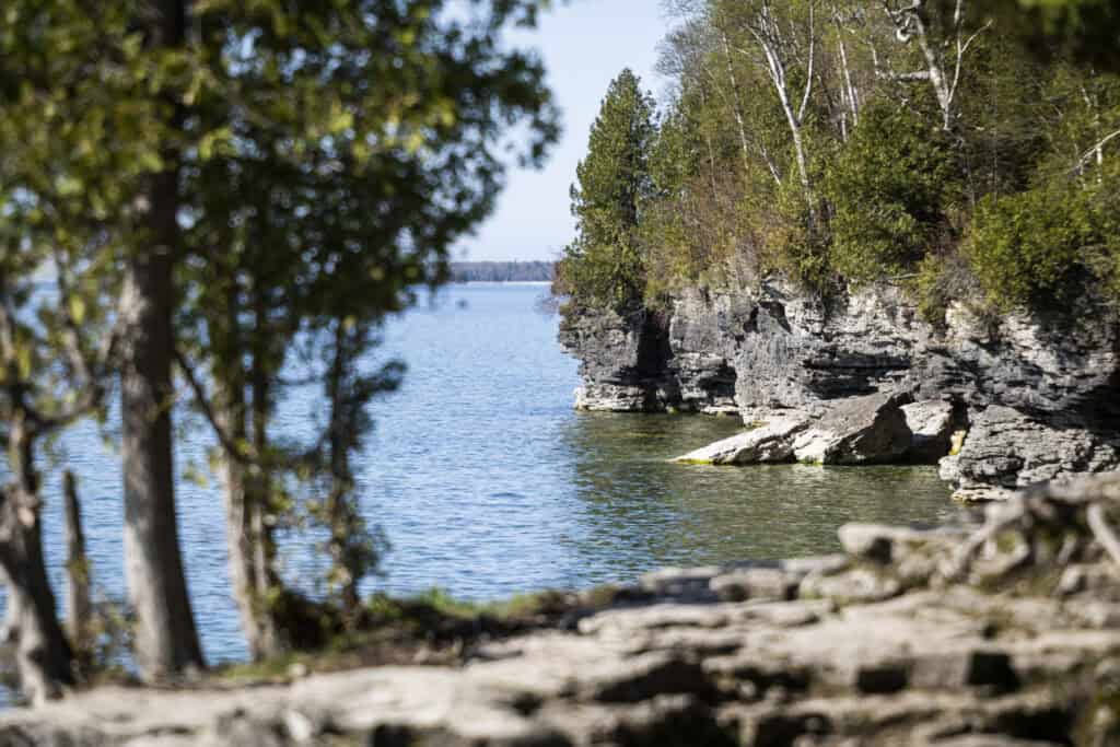 These 7 spring hikes in Wisconsin offer breathtaking views