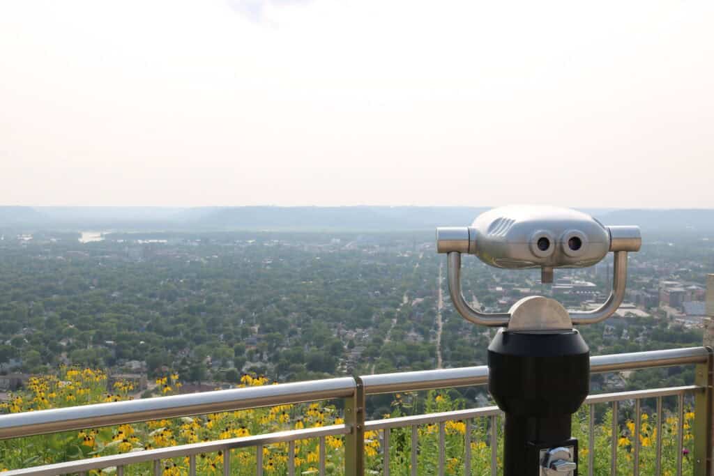 These 7 spring hikes in Wisconsin offer breathtaking views