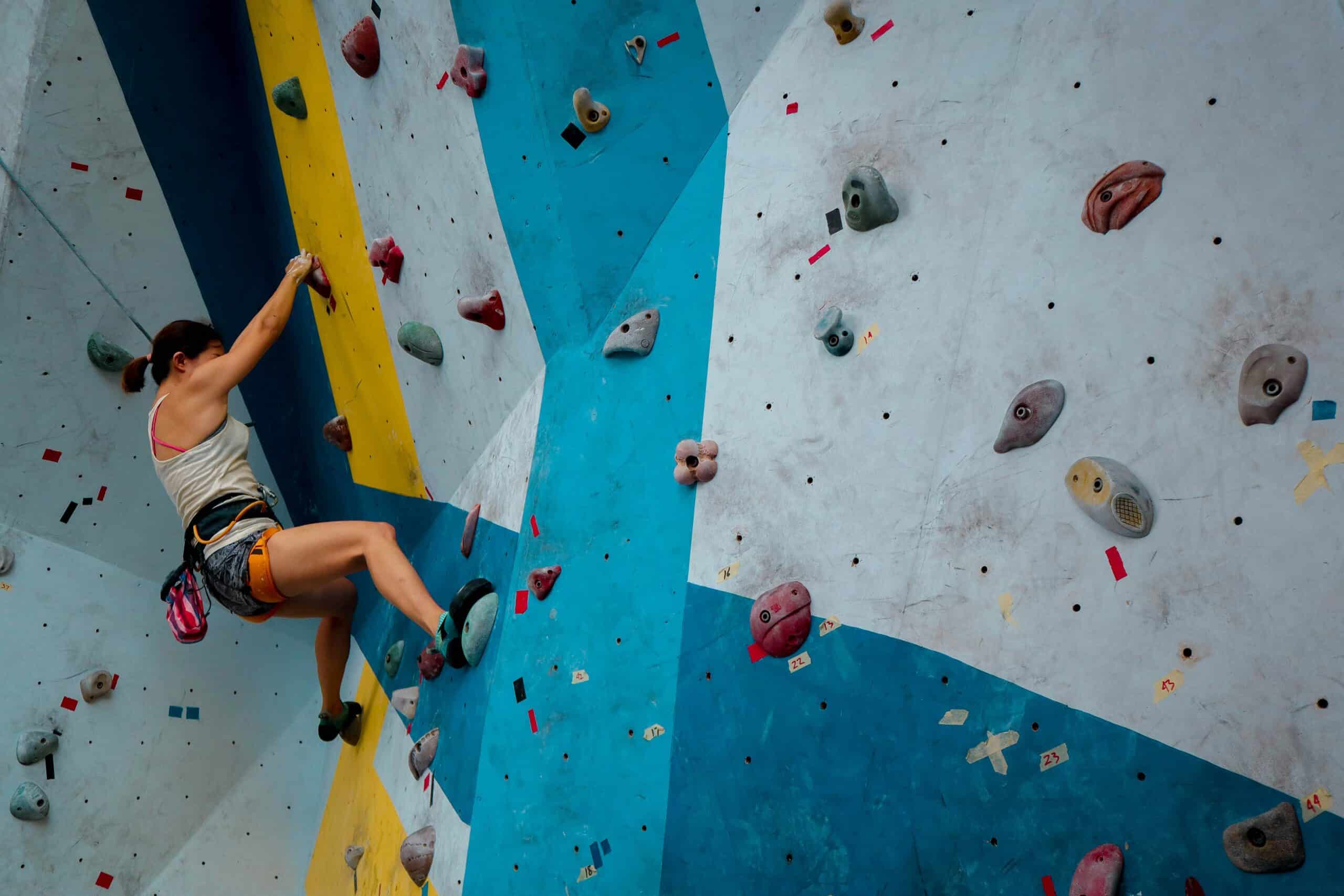Nevada’s 10 best climbing spots, from the world’s tallest climbing wall to Rainbow Canyon