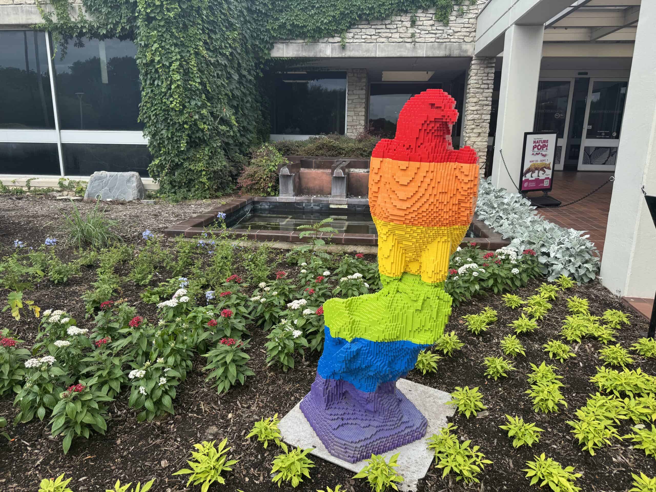 There are over 40 LEGO animal sculptures in the Fort Worth Botanic Garden—here’s how to see them this summer