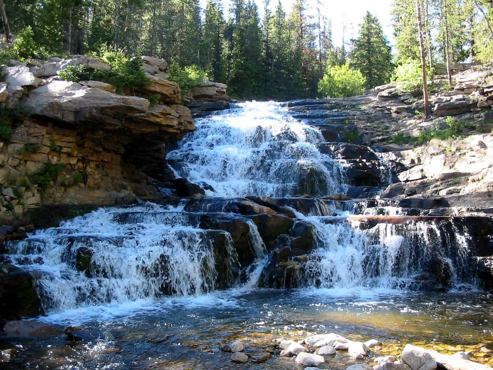 8 waterfalls in Utah to cool off in this summer