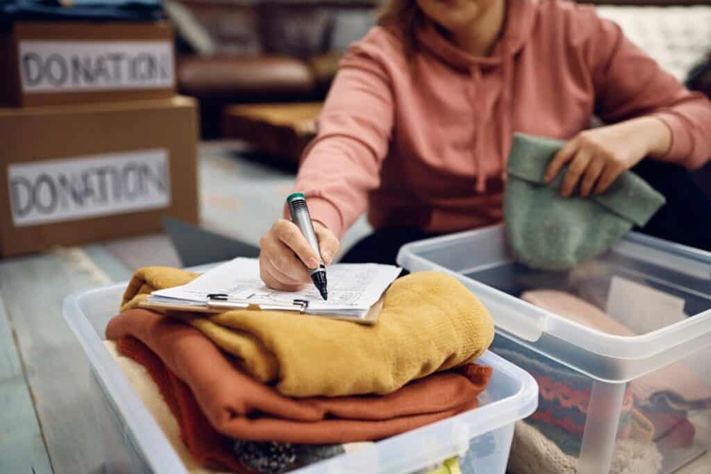 Microvolunteering: What it is & how to do it in Michigan