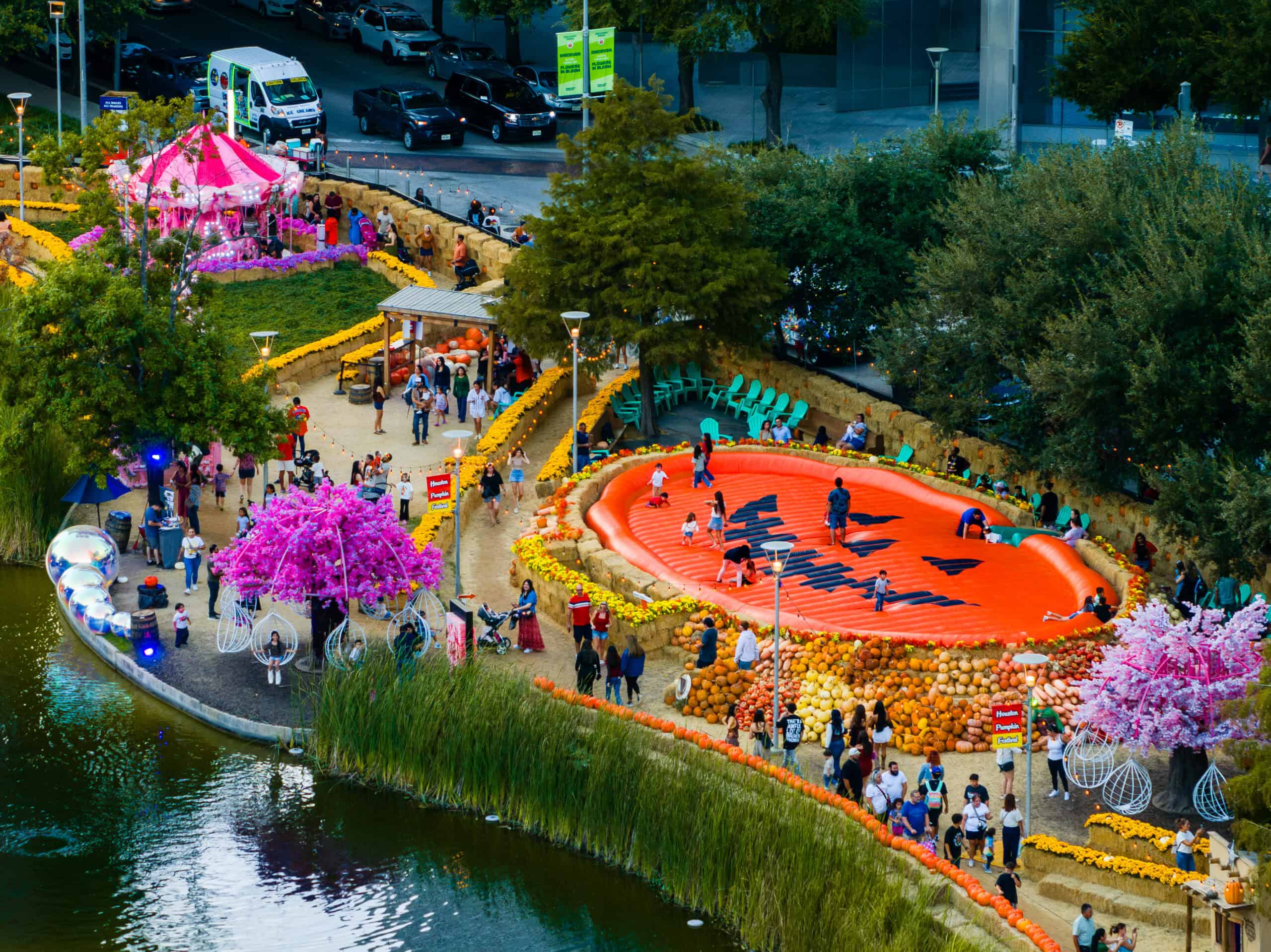 8 Houston pumpkin patches & fall festivals not to miss in 2026