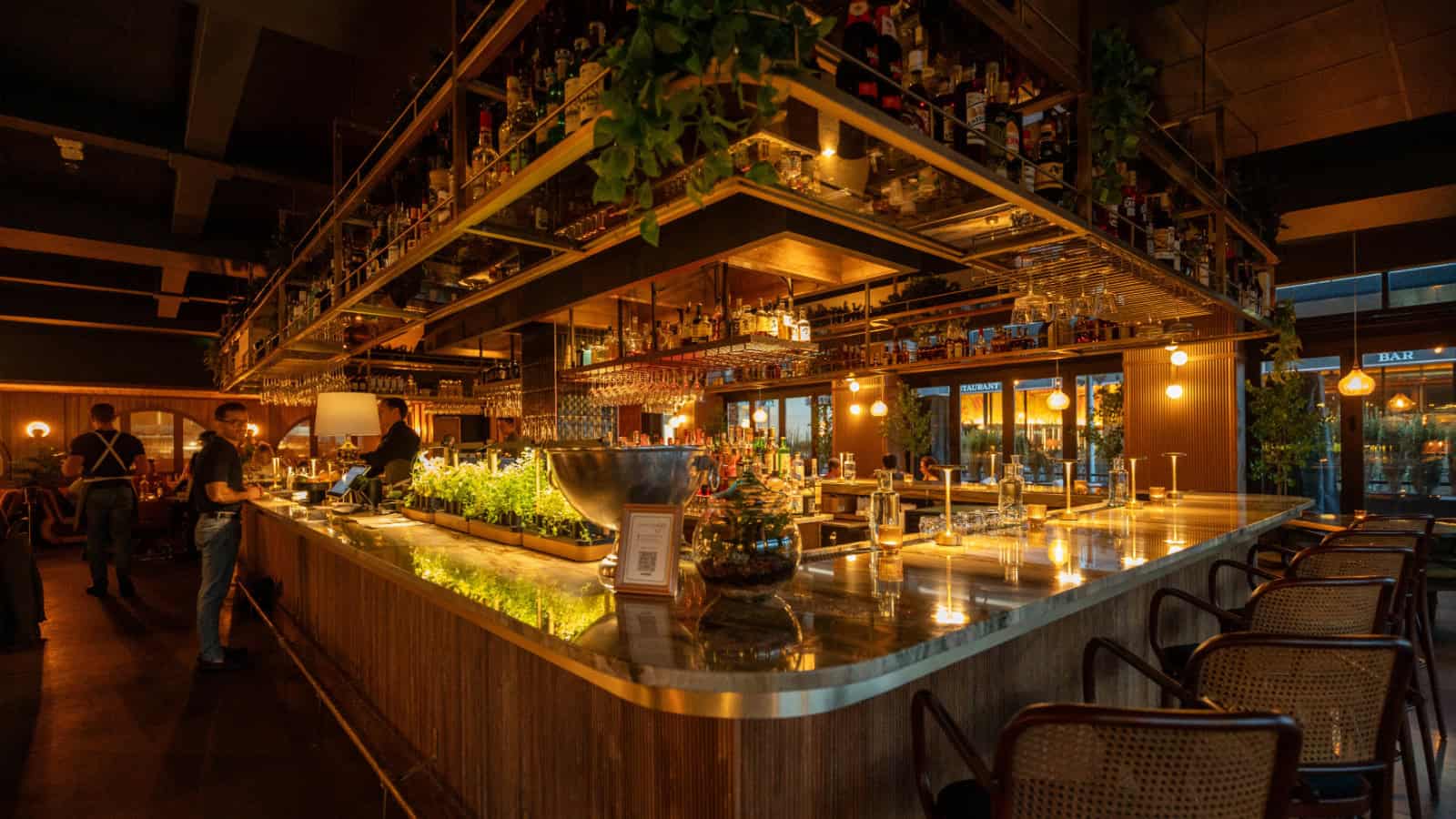 Happy hour in Lexington: 9 spots for food and drink deals