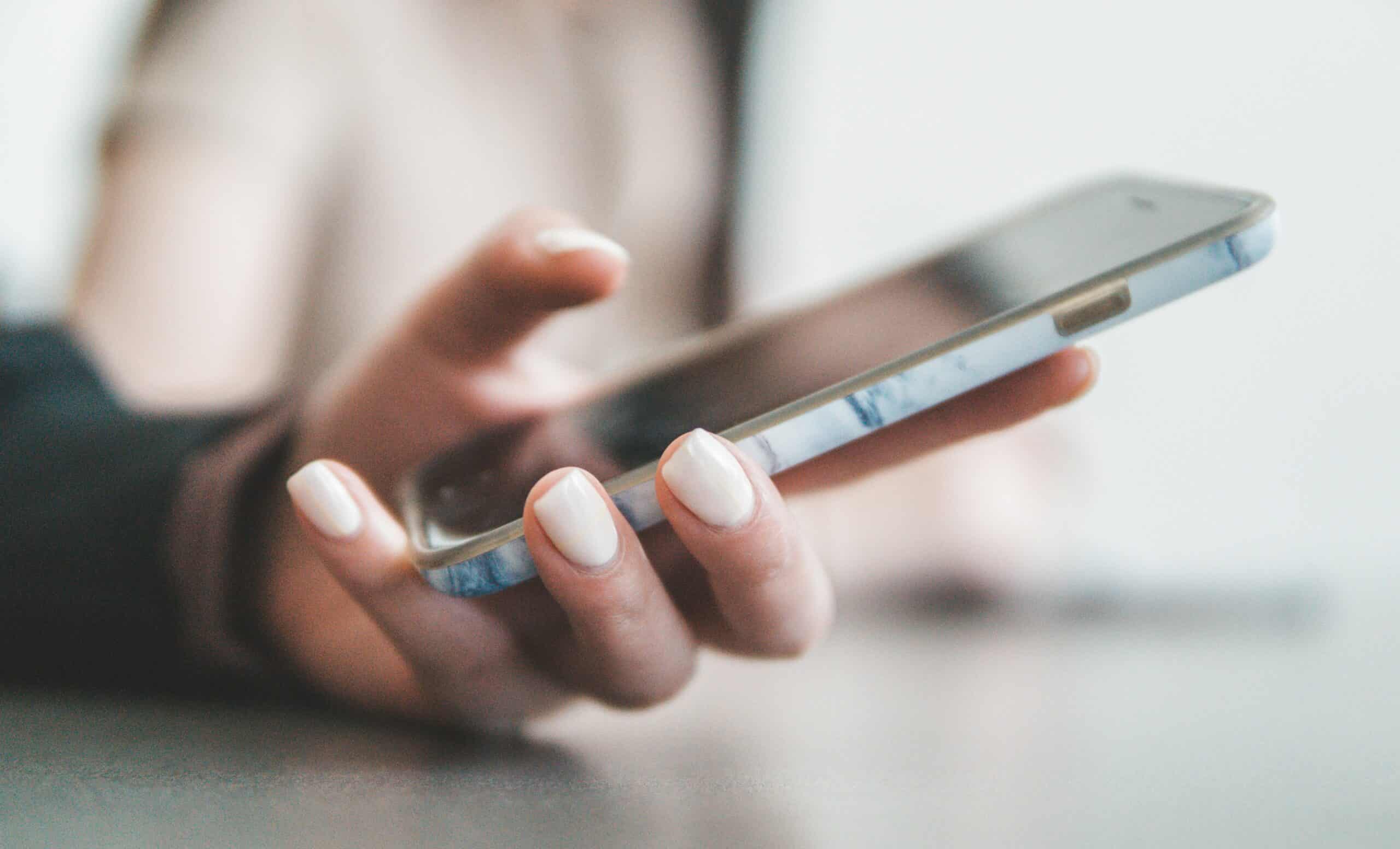 You’re not alone: This North Texas hotline is available 24/7