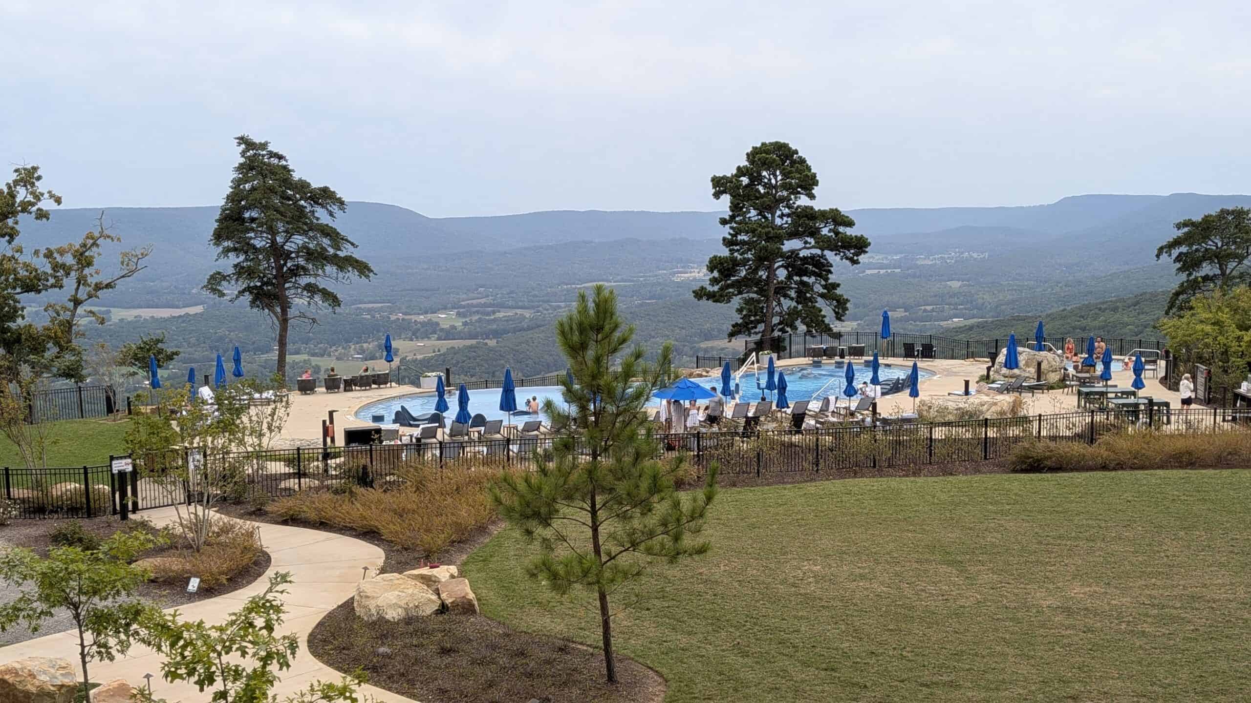 Fall on Lookout Mountain: A weekend at Cloudland at McLemore, 2 hours from Atlanta